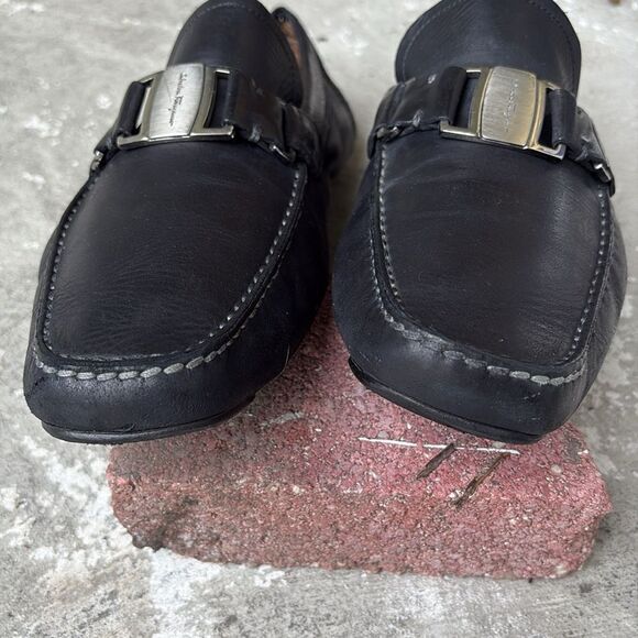 Ferragamo driving shoes main image 8